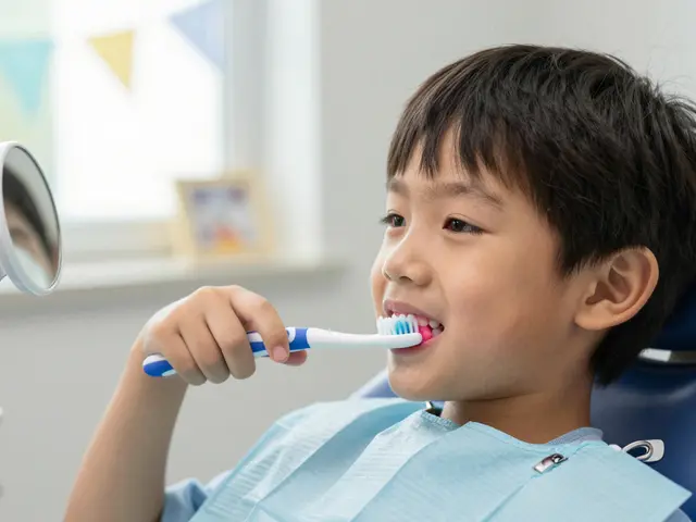 Co je nejlepší na růst zubů u dětí? Praktické rady od zubní hygieničky